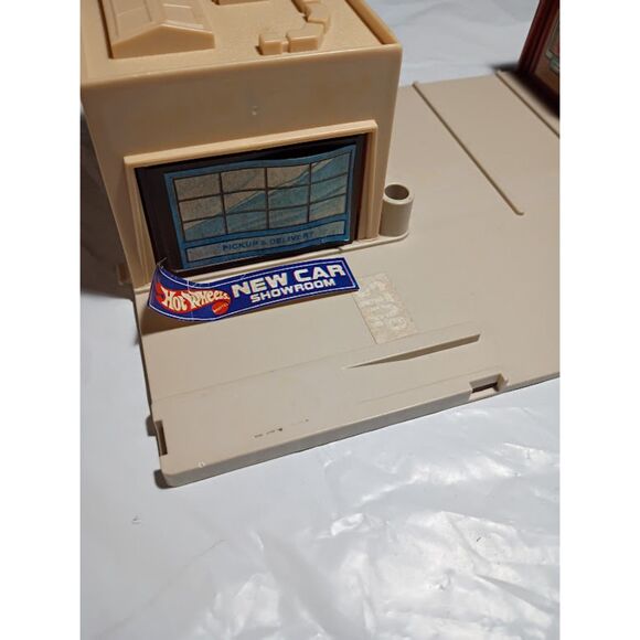 Hot Wheels Mattel Deluxe Lot Buildings Signs & More - Picture 14 of 14